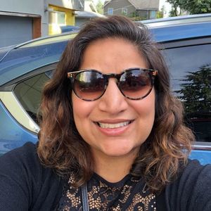 Meet your Posher, Amita